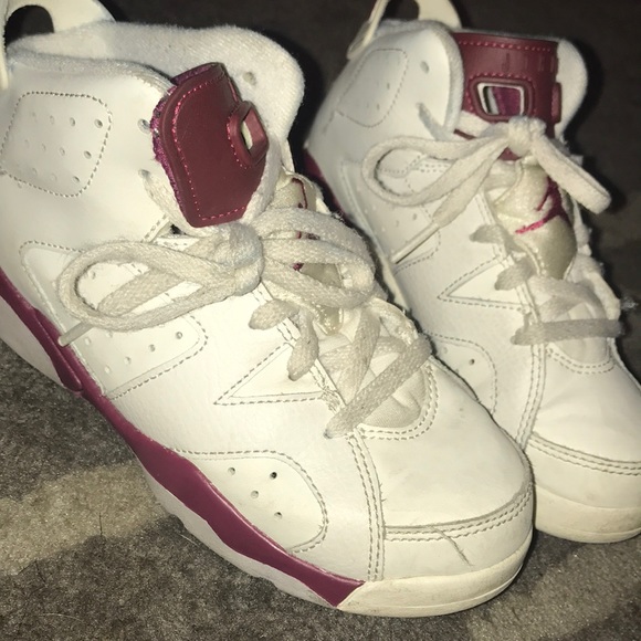 Jordan 6 - Picture 3 of 3